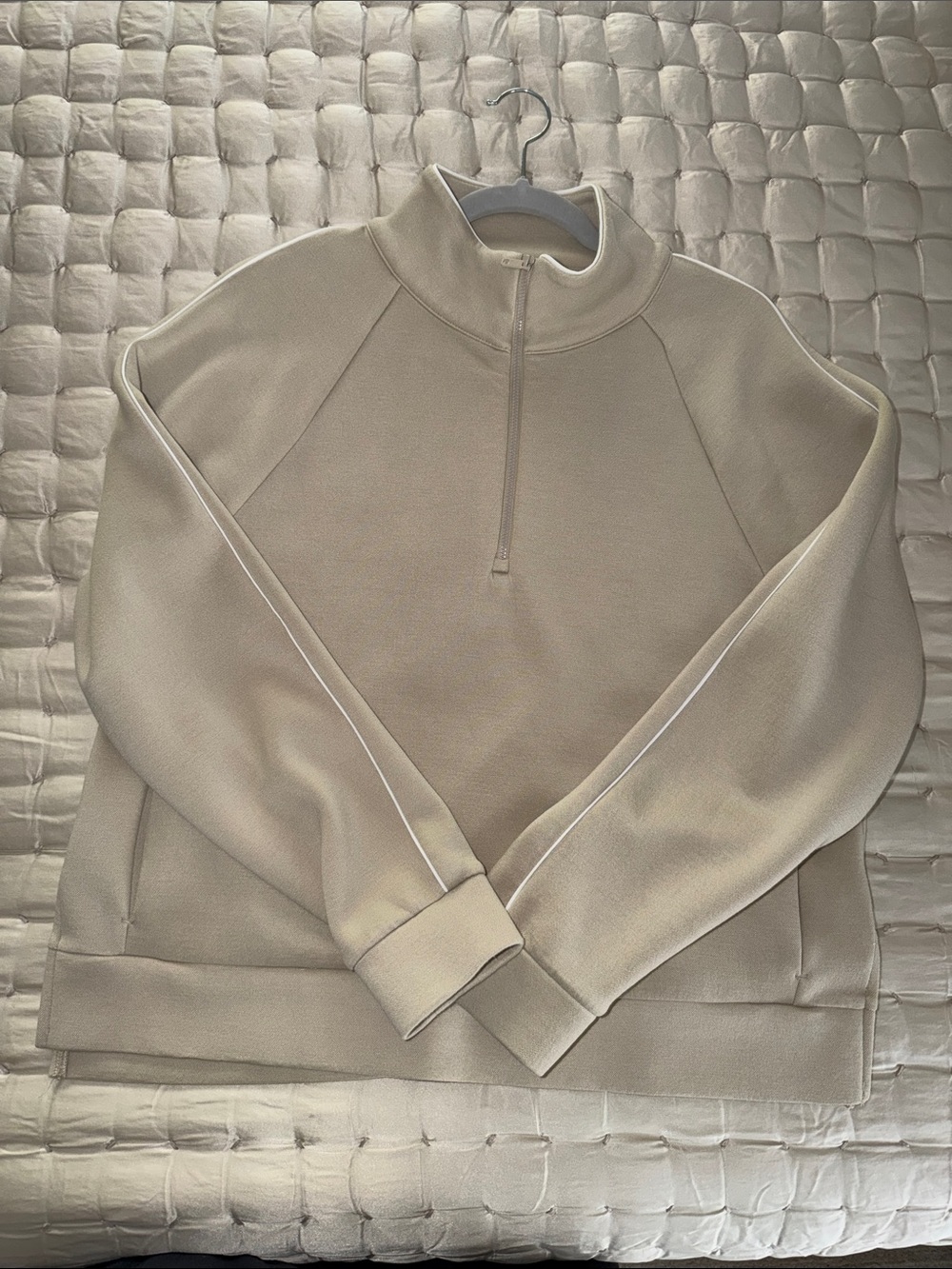 CALIA by Carrie Underwood Scuba Half-Zip Pullover in Light Taupe w/ White Piping